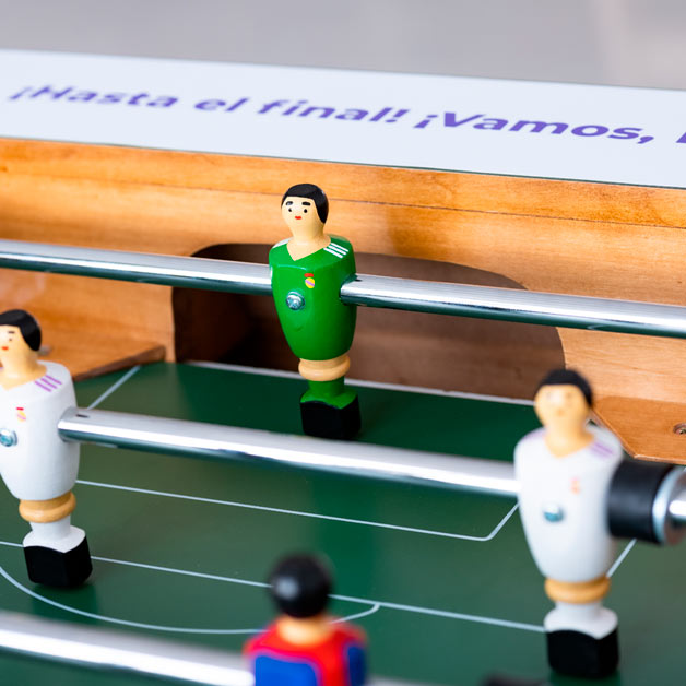 futbolín profesional de madera